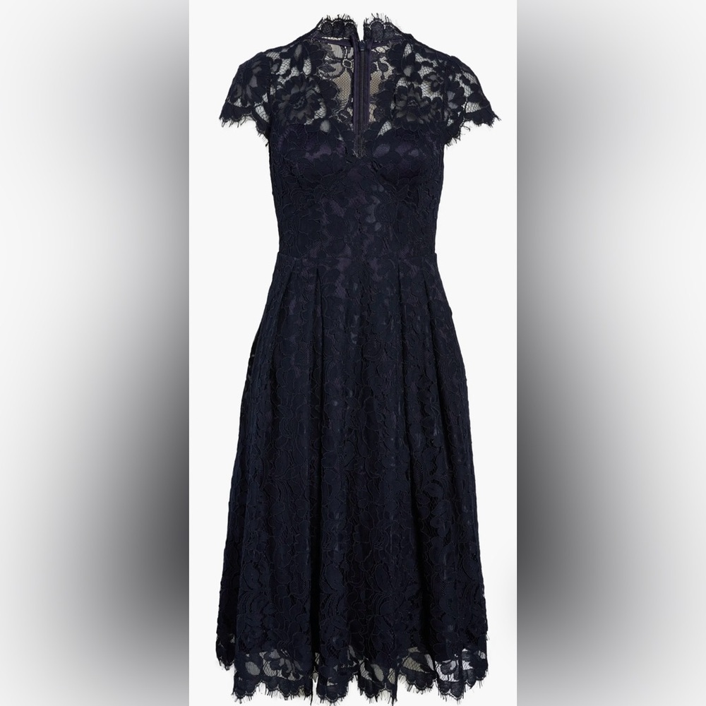 Eliza J Macy’s NWT Navy Eyelash Lace Fit & Flare Cocktail Evening Party Dress 8